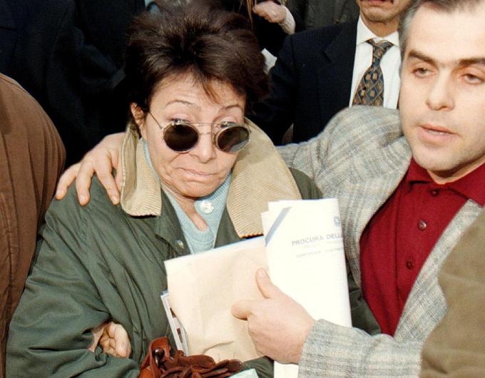 Patrizia Reggiani ob aretaciji leta 1997 | Foto: Reuters