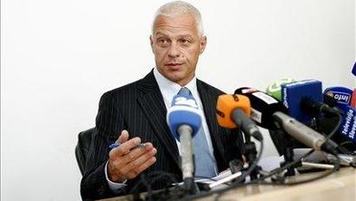 Kos: Ne razmišljam o odstopu