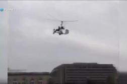 Poštar v helikopterju poskrbel za preplah v ameriškem kongresu (video)