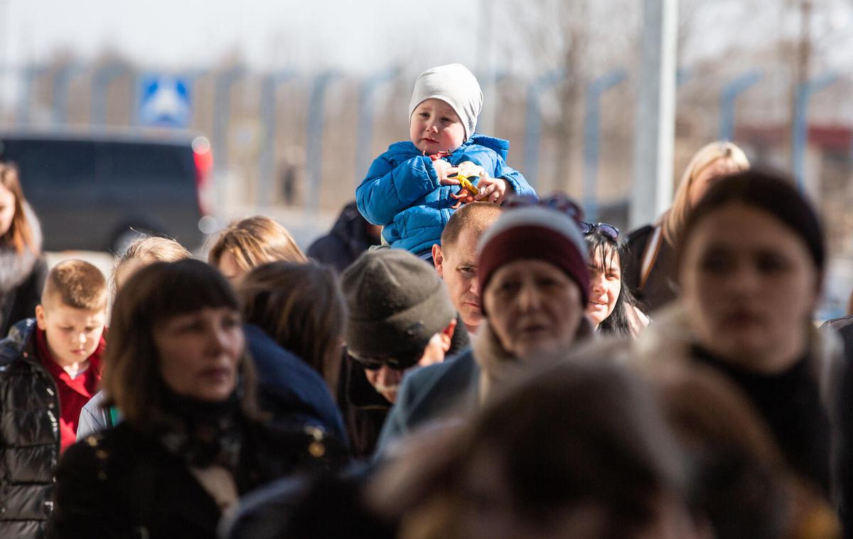 Ukrajinski begunci | Začasno zaščito za ukrajinske begunce v Sloveniji je slovenska vlada uvedla kmalu po začetku ruske invazije na Ukrajino februarja lani, in sicer za začetno obdobje enega leta, torej do 4. marca letos. | Foto Slovenska karitas
