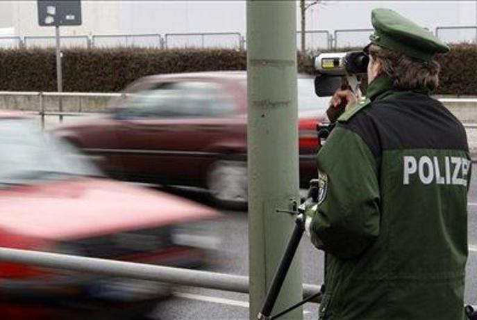 Za prekoračitev hitrosti v EU različne denarne kazni