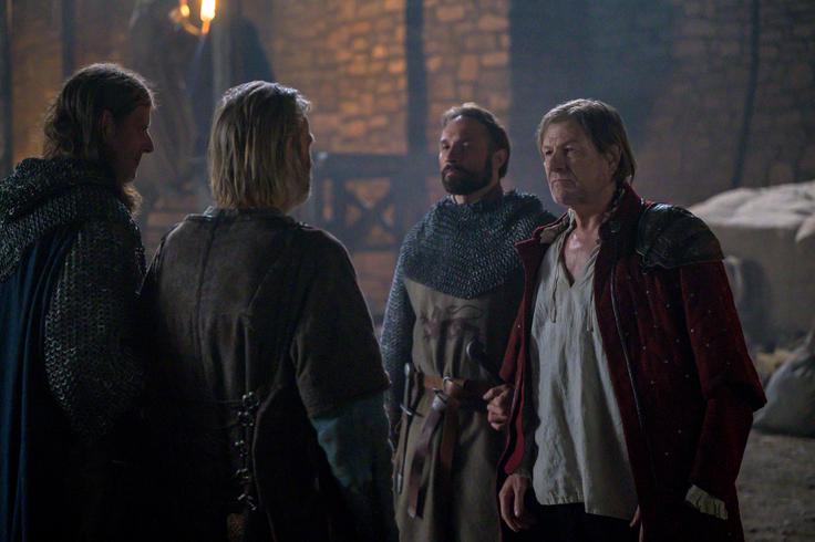 Klemen Novak ob Seanu Beanu, ki v seriji Robin Hood igra nottinghamskega šerifa. | Foto: Aleksandar Letic/MGM+