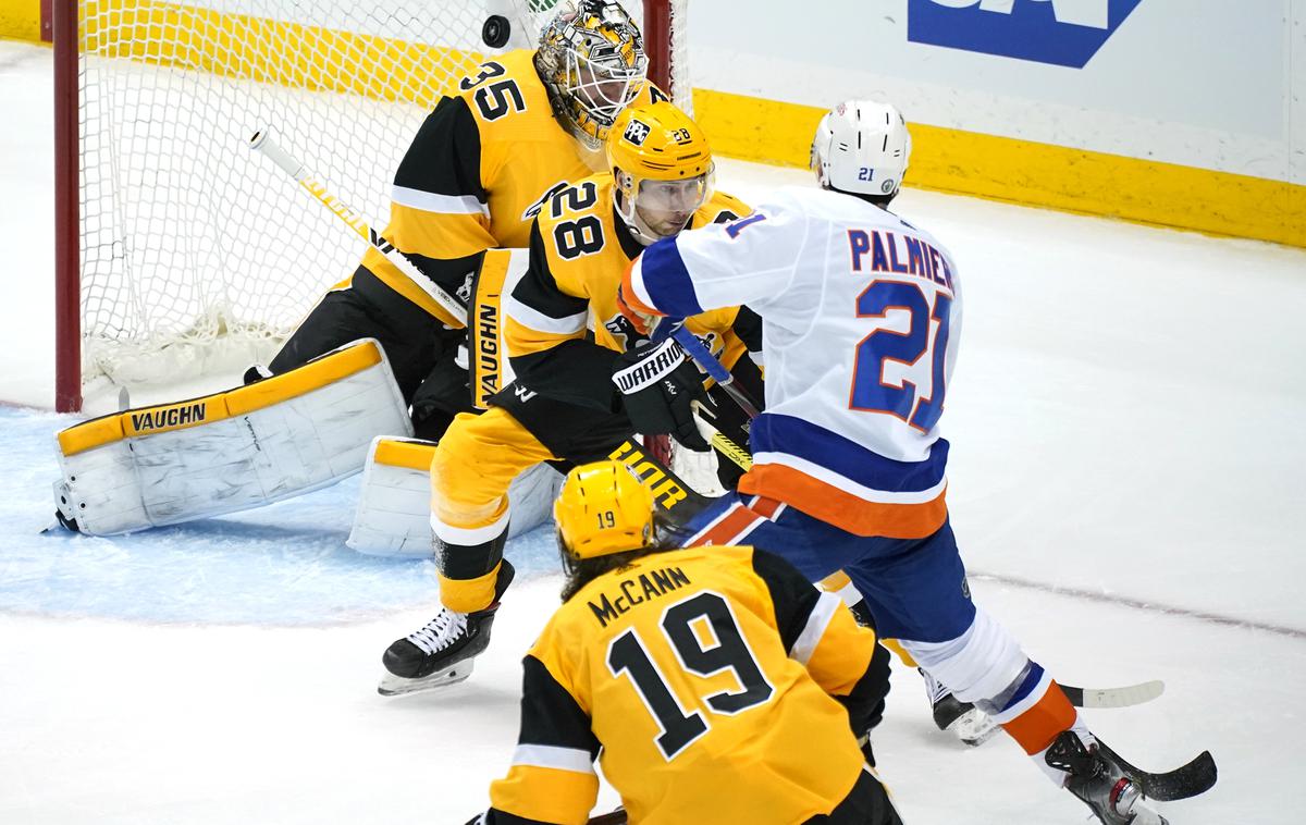 Kyle Palmieri - New York ISlanders | Kyle Palmieri je dosegel prvi in zadnji gol na tekmi v Pittsburghu. | Foto Guliverimage