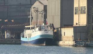 Znamenita slovenska ladja prispela v Pulj, kjer čaka na uničenje #foto