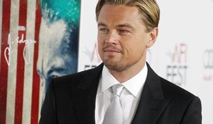 Leonardo DiCaprio si je opekel zadnjico