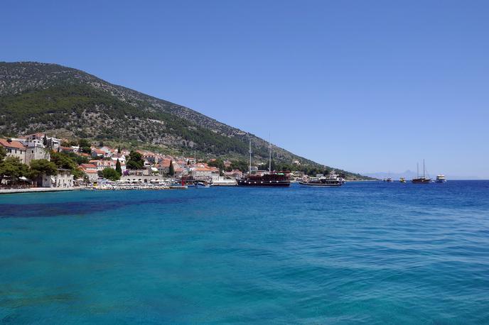 Hrvaška turizem morje apartmaji | Županijski štab civilne zaščite v hrvaški Istri je napovedal, da bodo v torek obravnavali možnost, da bi vsi učenci prva dva tedna v novembru znova spremljali pouk na daljavo. | Foto Pixabay