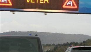 Na Gorenjskem sneg, na Primorskem močna burja