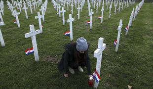 Vukovar – razdeljeno mesto, ki je zdaj razdelilo tudi Hrvate (video)