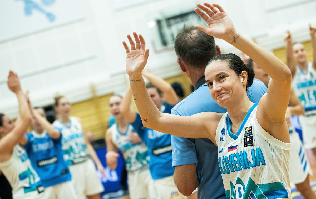 Nika Barič | Nika Barič namesto v pripravah na EuroBasket uživa v prostih dneh. | Foto Grega Valančič/Sportida