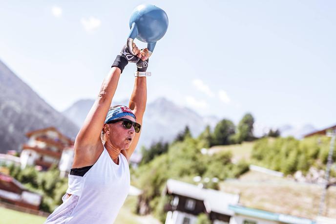Claudia Riegler | Avstrijska deskarka Claudia Riegler tudi pri 47 letih meša štrene v svetovnem vrhu. | Foto Guliverimage/Getty Images