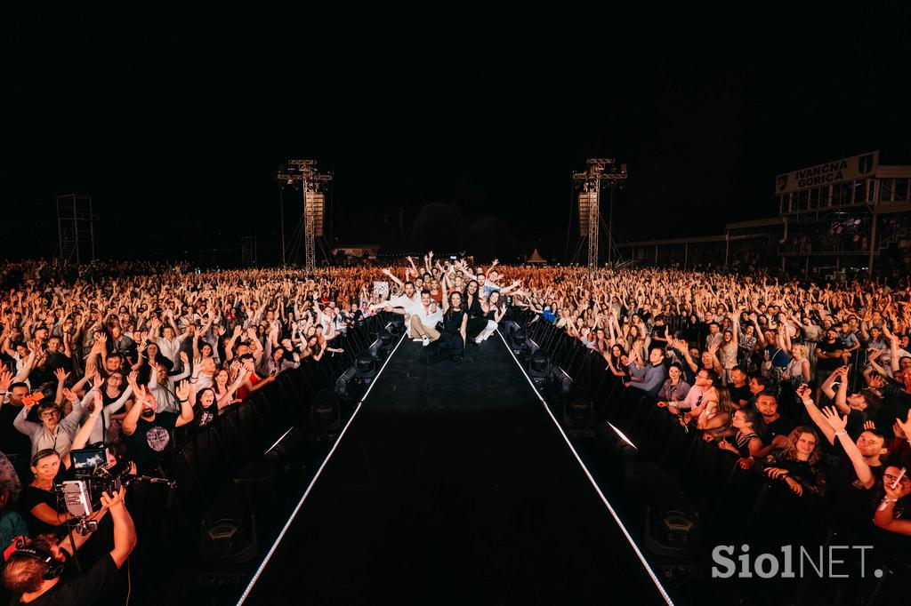 Nina Pušlar koncert