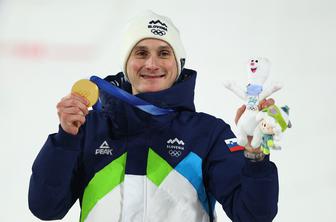 Domen Prevc s fantastičnim drugim skokom do naslova olimpijskega prvaka!