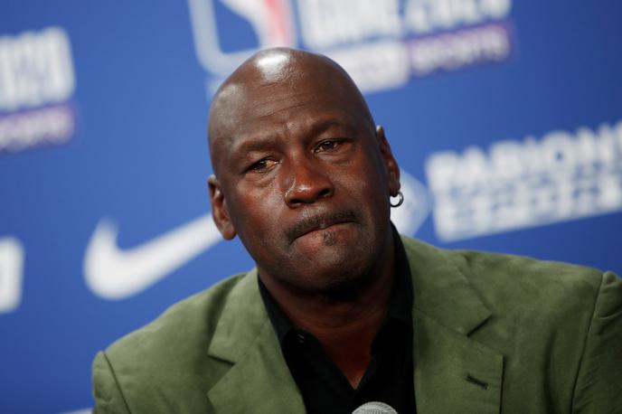 Michael Jordan | Michael Jordan se strinja z vodstvom lige glede usode necepljenih igralcev. | Foto Reuters