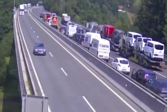 Odločitev za dela na štajerski avtocesti razveljavljena, Dars v navzkrižju z zakonom