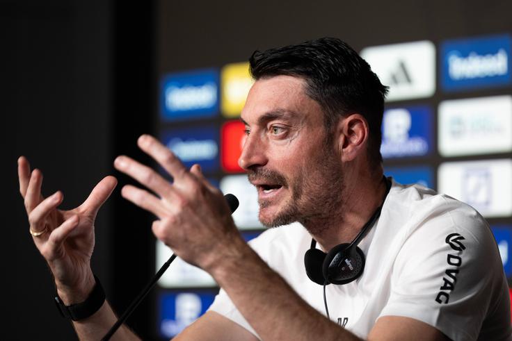 Albert Riera bo v nedeljo naskakoval drugo zaporedno domačo zmago z Eintrachtom. | Foto: Guliverimage