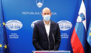 Hudi zapleti zaradi koronavirusa: v Sloveniji trije otroci pristali na intenzivni negi