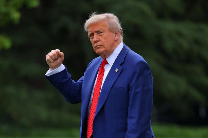 Donald Trump | Ko bodo zaveznice izdatke zvišale na pet odstotkov BDP, kot so se zavezale, bo to po njegovih besedah pomenilo dodatnih tisoč milijard dolarjev za skupno obrambo. | Foto Reuters