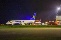 Ryanair, zasilni pristanek, Nemčija, potniki