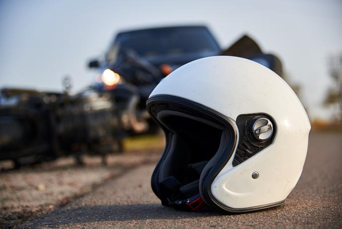 Slovenske ceste vzele še eno življenje: umrl je 48-letni motorist