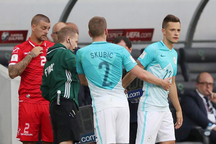 Edini nastop za reprezentanco je vknjižil leta 2017 proti Malti. Takrat je vstopil v igro namesto Nejca Skubica, še enega desnega bočnega slovenskega branilca, ki je sklenil kariero relativno mlad. | Foto: Aleš Fevžer