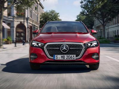 Mercedes ne odpisuje dizla: prenovljeni razred C dobil motorje za novo dobo