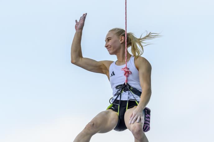 Janja Garnbret | Janja Garnbret se z najboljšim dosežkom polfinala odločno podaja v sobotni finale, kjer bo branila olimpijski naslov iz Tokia. | Foto Guliverimage