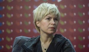 Naslovnica knjige je lahko tista, ki spodbuja misel