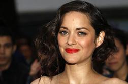 Marion Cotillard s svojo torbico