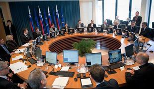 Predlog rebalansa za ministre še vzdržen