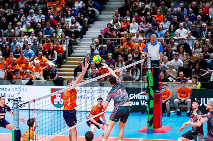 ACH Volley - Ziraat | ACH Volley je pričakovano izgubil s turškim prvakom. | Foto Aleš Fevžer