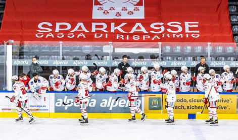 Zmagovalnega konja se ne menja, Hočevar ostaja med prvaki