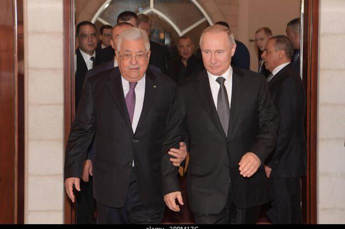 Putin in Abas | Palestinski predsednik Mahmud Abas je Rusijo označil za eno najpomembnejših prijateljic palestinskega ljudstva. Fotografija je s srečanja voditeljev v Betlehemu, ki je bila januarja 2020..