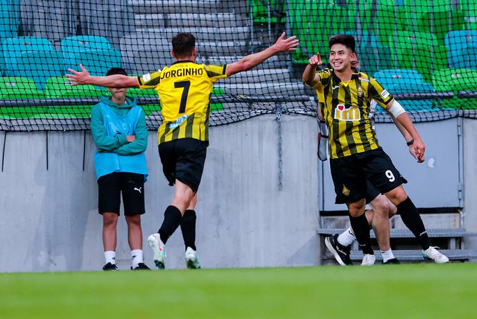 Čudežni deček Dastan Satpajev pokvaril načrte Olimpiji in prehitel celo Yamala!