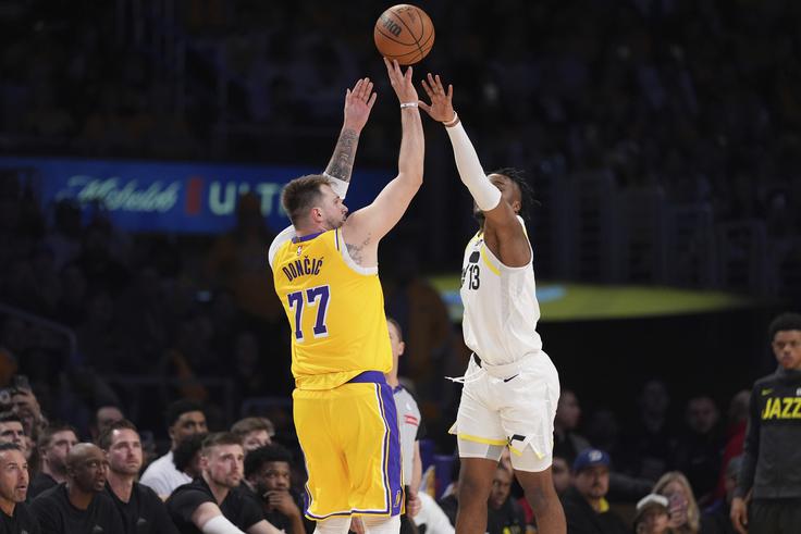 Prvi met Luke Dončića v dresu LA Lakers. | Foto: Guliverimage