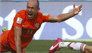 Arjen Robben priznal: Odigral sem prekršek (video)