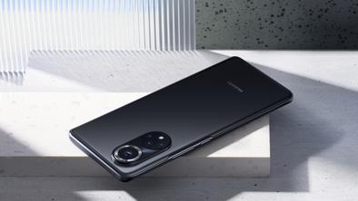 Huawei se vrača s telefonom po željah uporabnikov