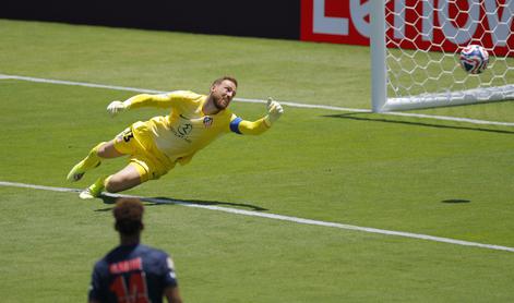 V živo: PSG že dvakrat zabil Oblaku, 10 golov Bayerna