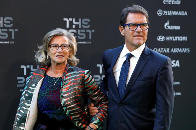 Fabio Capello je prišel v London z ženo Lauro Ghisi. | Foto: Reuters