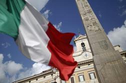 Italijani bi najprej politikom rezali plače