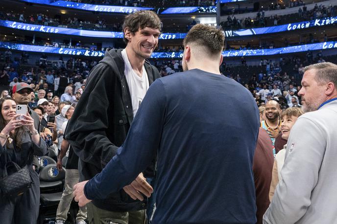 Boban Marjanović | Boban Marjanović je velik prijatelj Luke Dončića, maja letos ga je prišel podpret na tekmo med Dallas Mavericks in LA Clippers. | Foto Guliverimage