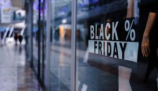 Razkrivamo seznam trgovin, kjer vas bodo za črni petek ogoljufali po dolgem in počez