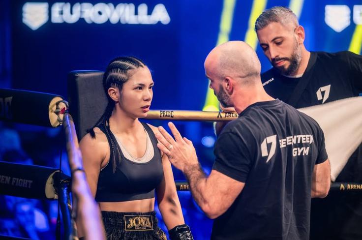 Linrong Katarina Sang v družbi svojega trenerja Sanela Ljutića | Foto: Arena Golden Fight
