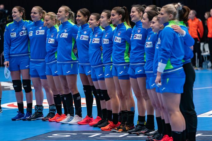 slovenska ženska rokometna reprezentanca | Slovenke so kot ene izmed gostiteljic že uvrščene na EP. | Foto Sportida