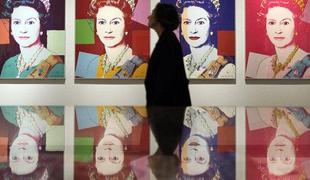 V britanski kraljevi zbirki portreti Elizabete II Andyja Warhola