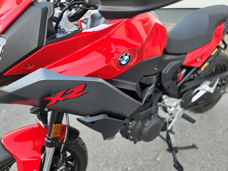 BMW F900 XR | Foto: Jakob Lenassi
