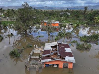 Vse več žrtev in ogromna škoda #video