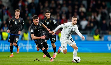 V živo: Kosovo na odmor s prednostjo, Slovenija lovi vsaj dva zadetka