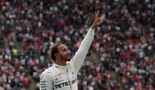 Hamilton v Mehiki potrdil peti naslov svetovnega prvaka, dirka Verstappnu