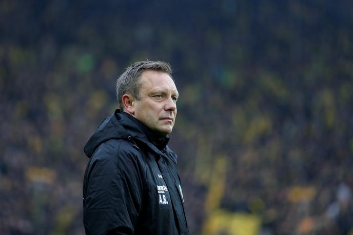 Andre Breitenreiter | Poraz v Dortmundu z 1:5 je sodu izbil dno. Andre Breitenreiter ni več trener Hannovra. | Foto Reuters