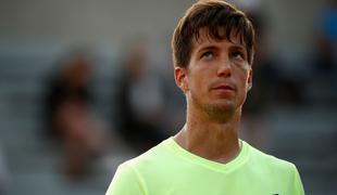 Aljaž Bedene na igrišču le 14 minut, Japonka usodna za Venus